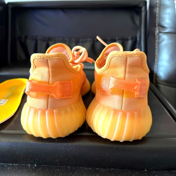 adidas gazelle silver green womens adidas Yeezy Boost 350 V2 Mono Clay main image 1